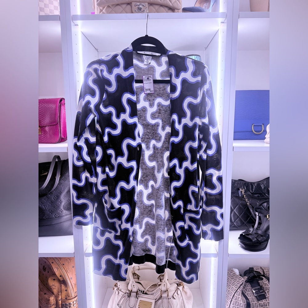 Pre Owned Diane Von Furstenberg Sz 2 Black, Blue and White Sweater Cardigan